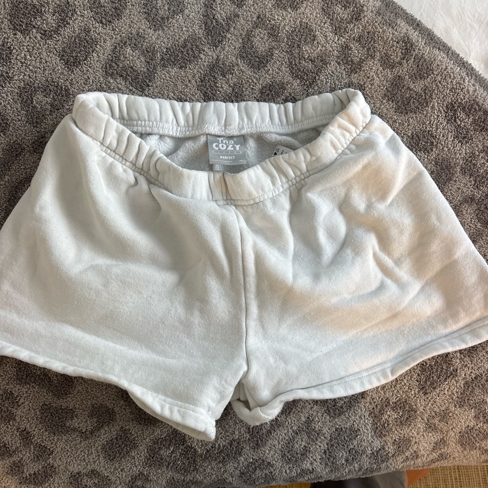 Cozy White  aritzia  TNA Lounge Shorts